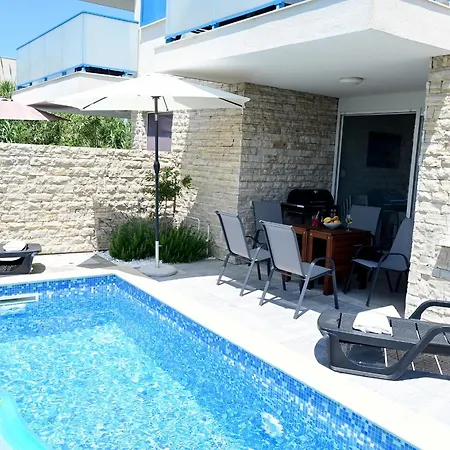 Tatil Evi Aster