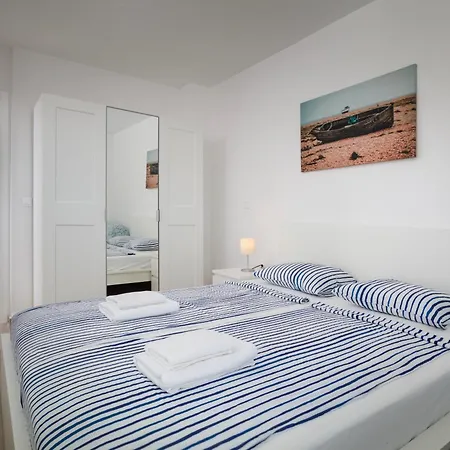 Aster * Privlaka (Zadar)